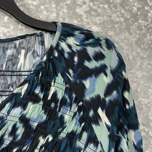 BeachLunchLounge Talia Blue Smocked Tunic Blouse - Size Small - Long Sleeves - Picture 3 of 9